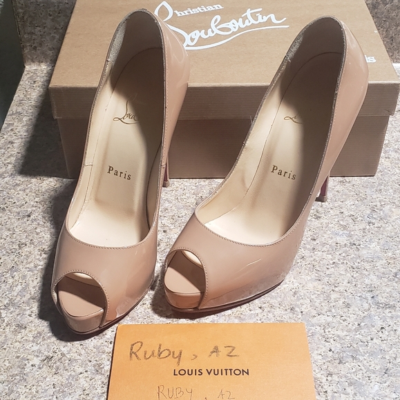SOLD! Christian Louboutin Prive size 37 - Picture 3 of 6